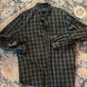 Men’s lucky Brand button down